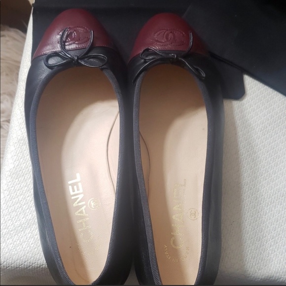 SOLD:  Chanel CC Cap Toe Ballet Flats - Picture 8 of 13